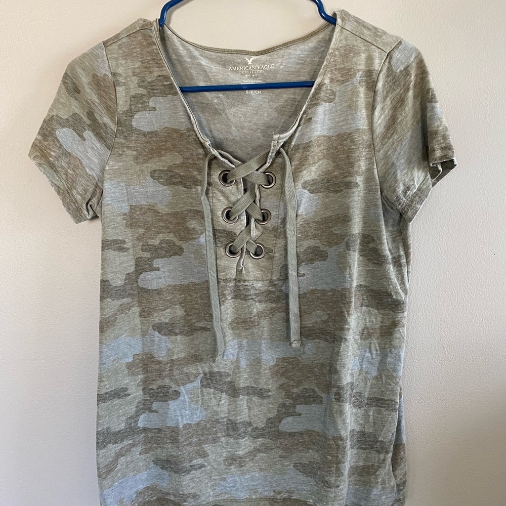 american eagle army camo t-shirt